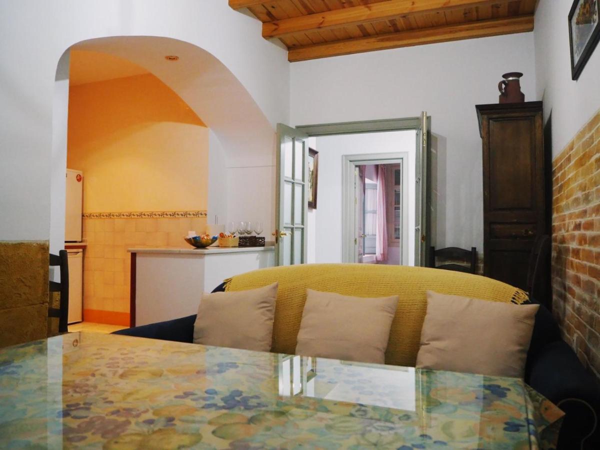 Carmona Center Apartment Экстерьер фото